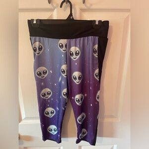 NWOT” Alien Leggings- COPY